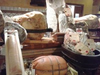 /album/foto-del-locale-delle-pietanze-dello-staff/salumi-vari-jpg/